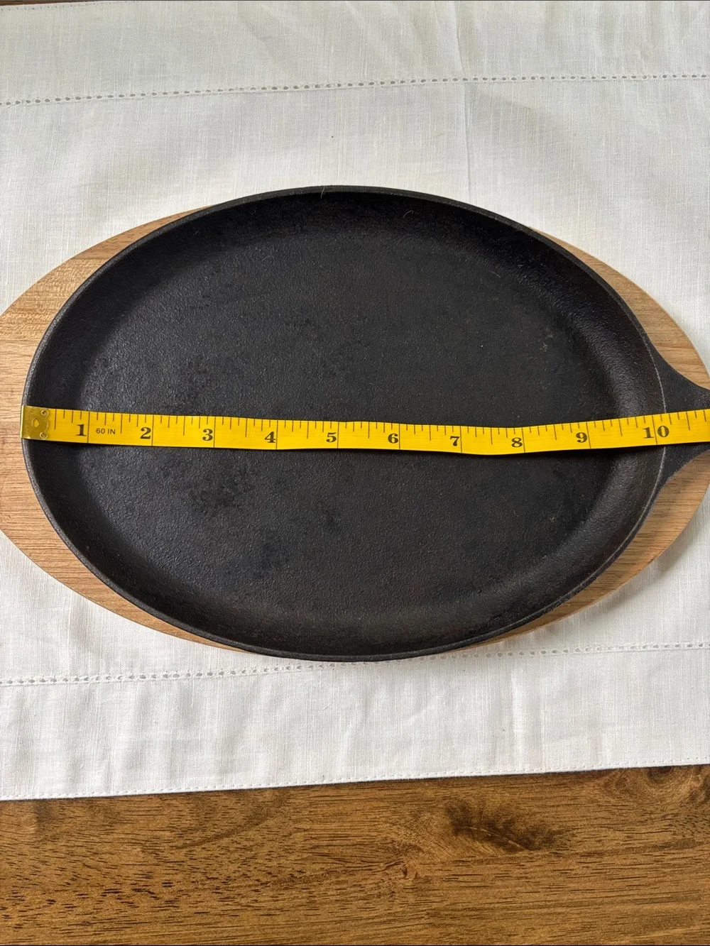 Cast Iron Sizzling 10” Skillet with Wooden Serving Board - Black